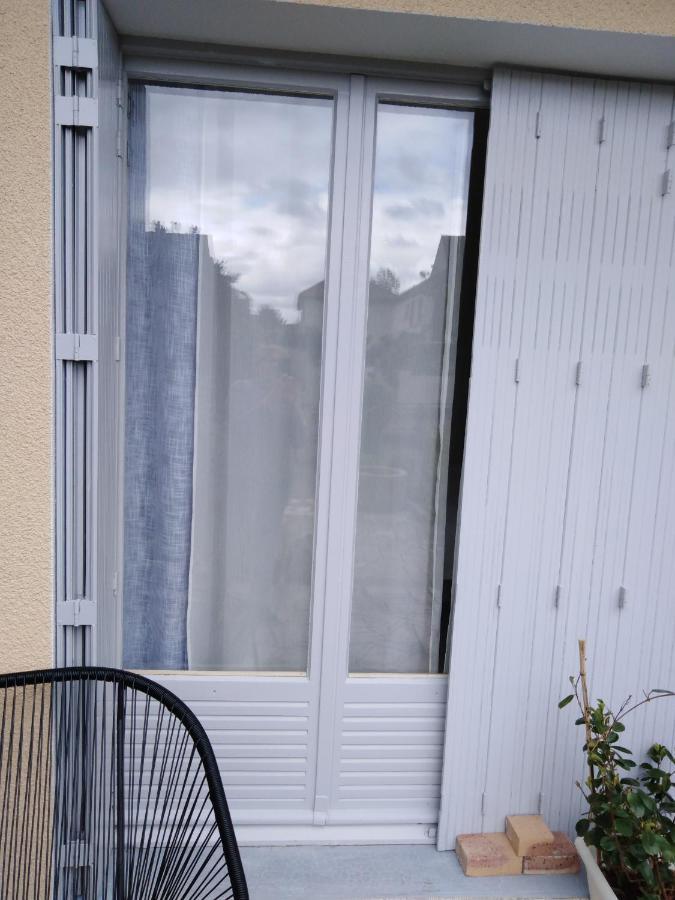 Couette-café Chez Myla Avec Tv Ecran Plat *